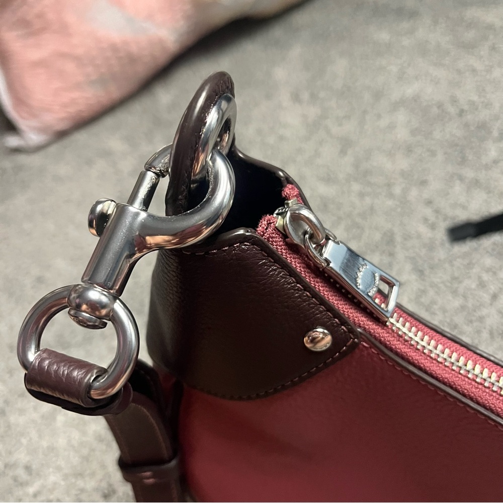 Authentic Coach Pebble Leather Mara hobo bag - Picture 11 of 16